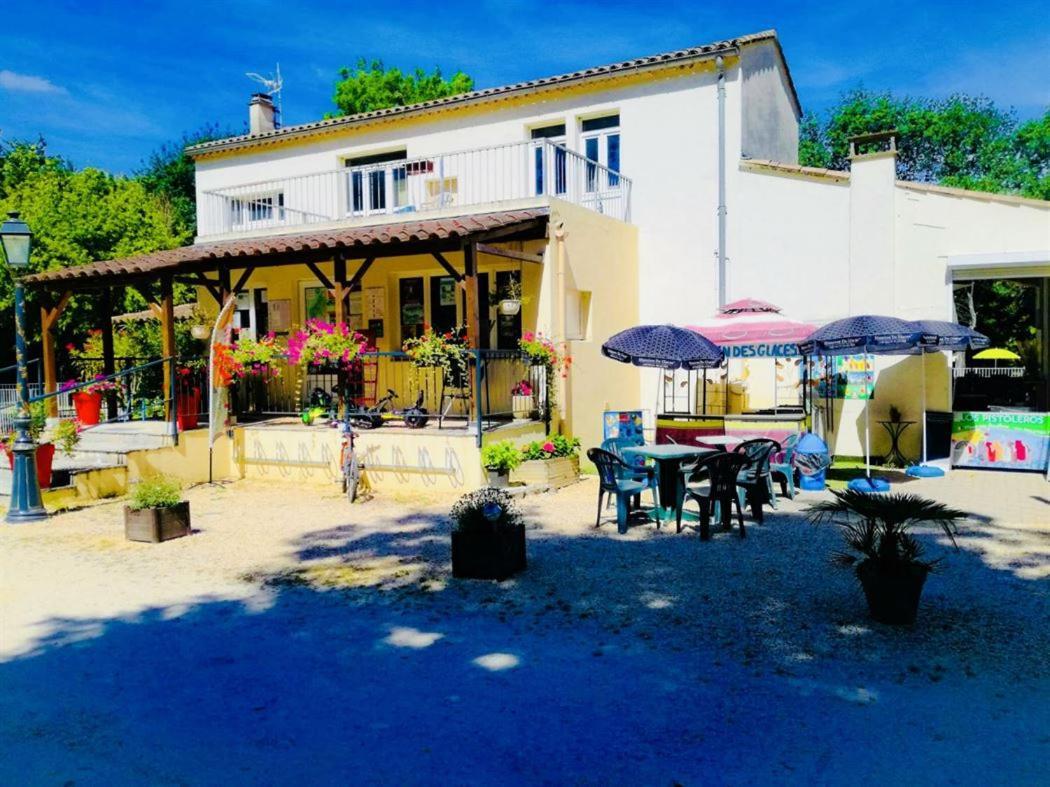 Hôtel Oh! Campings- Le Lion Ardèche à Bourg-Saint-Andéol Extérieur photo